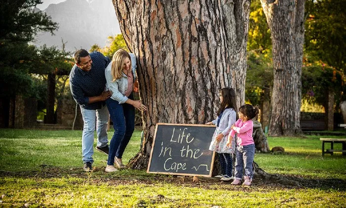 45-Minute Location Family Photoshoot