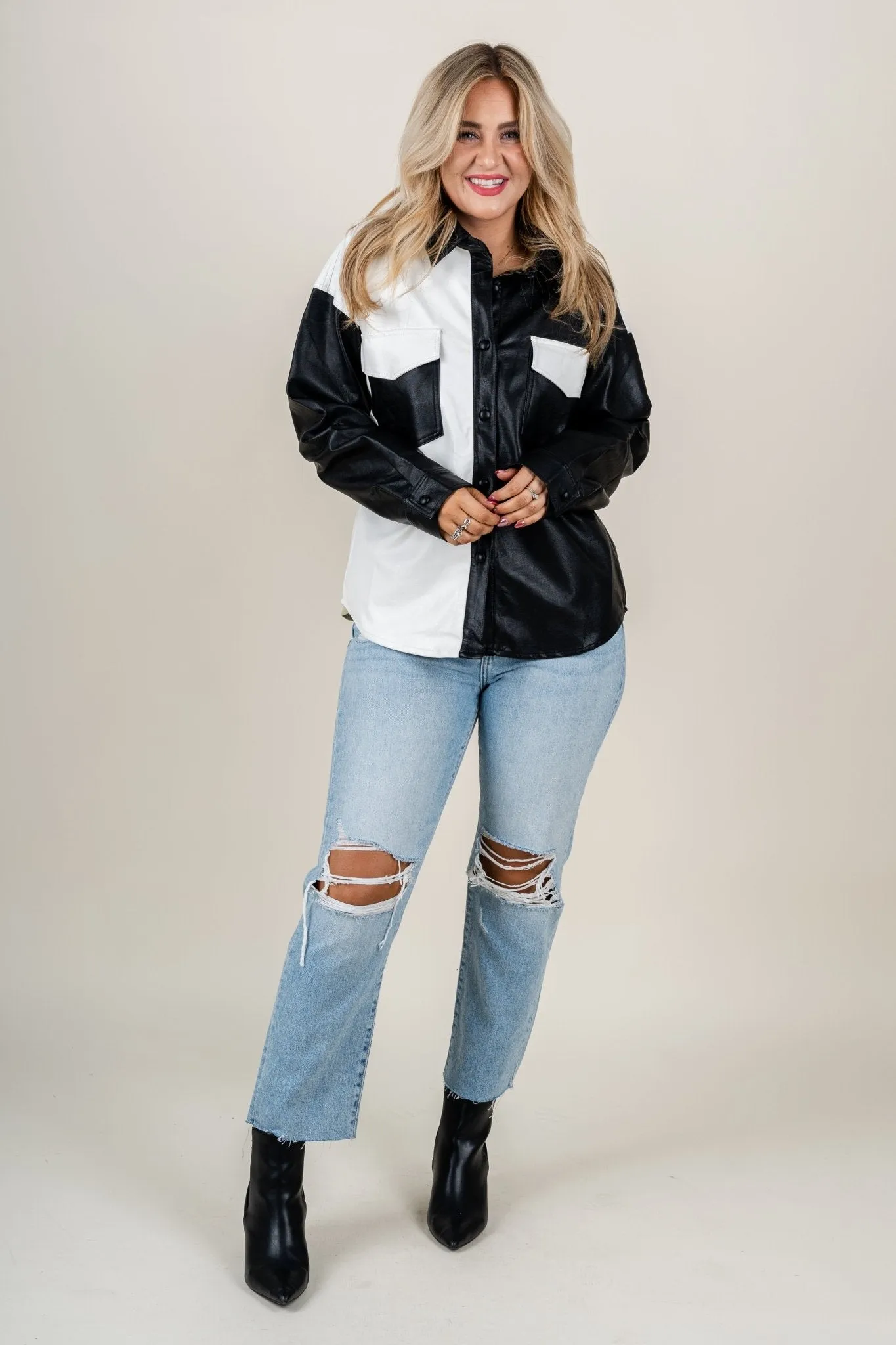 Color block shacket black/white