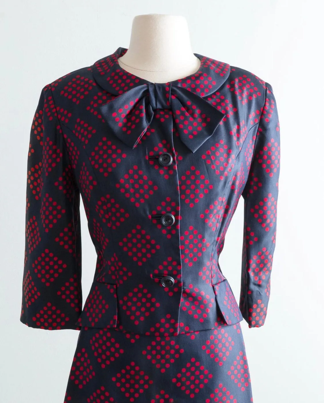 Fabulous 1960’s Saks Fifth Avenue Silk Dress and Jacket Set / Large