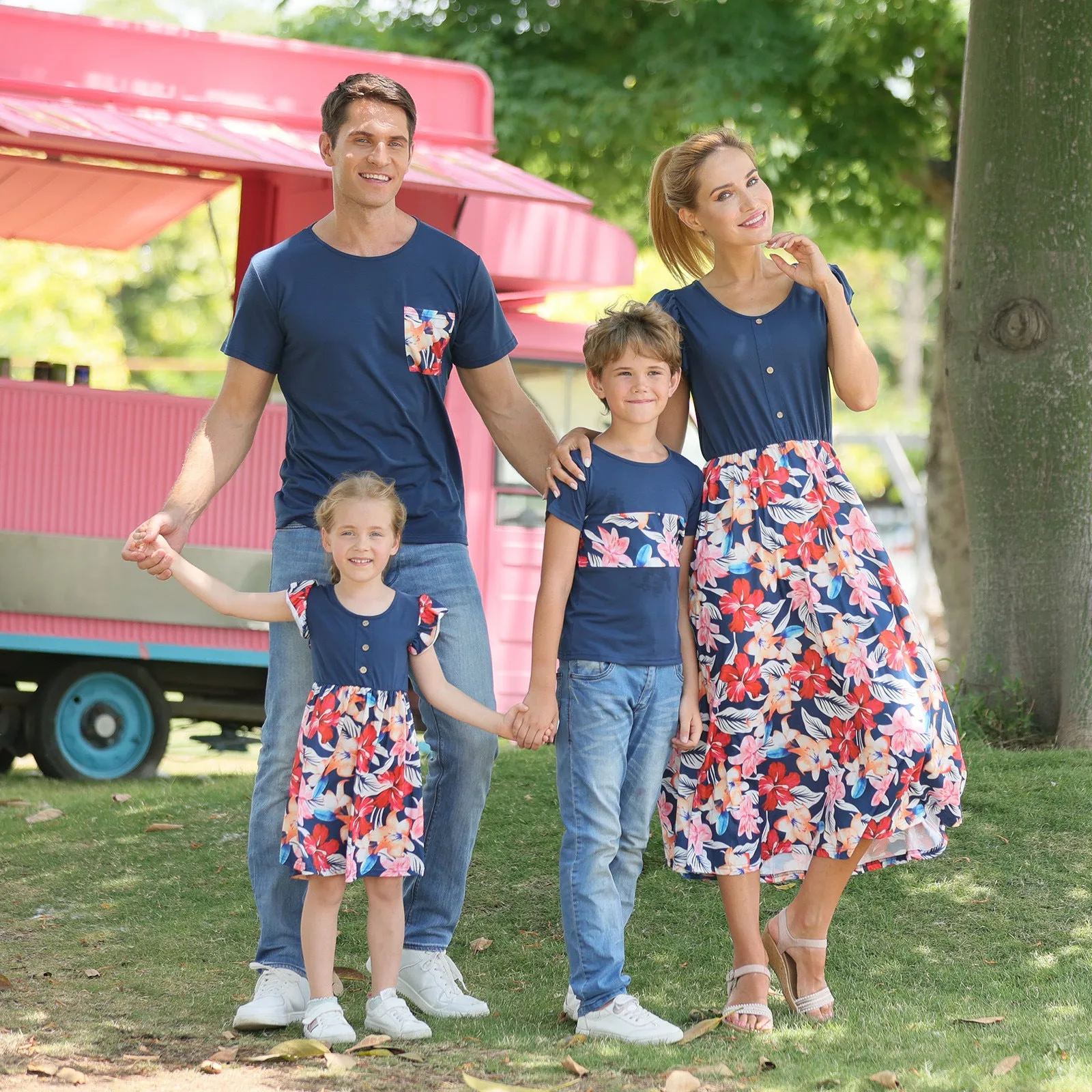 Family Matching Floral Print Splicing Dark Blue Dresses and T-shirts Sets
