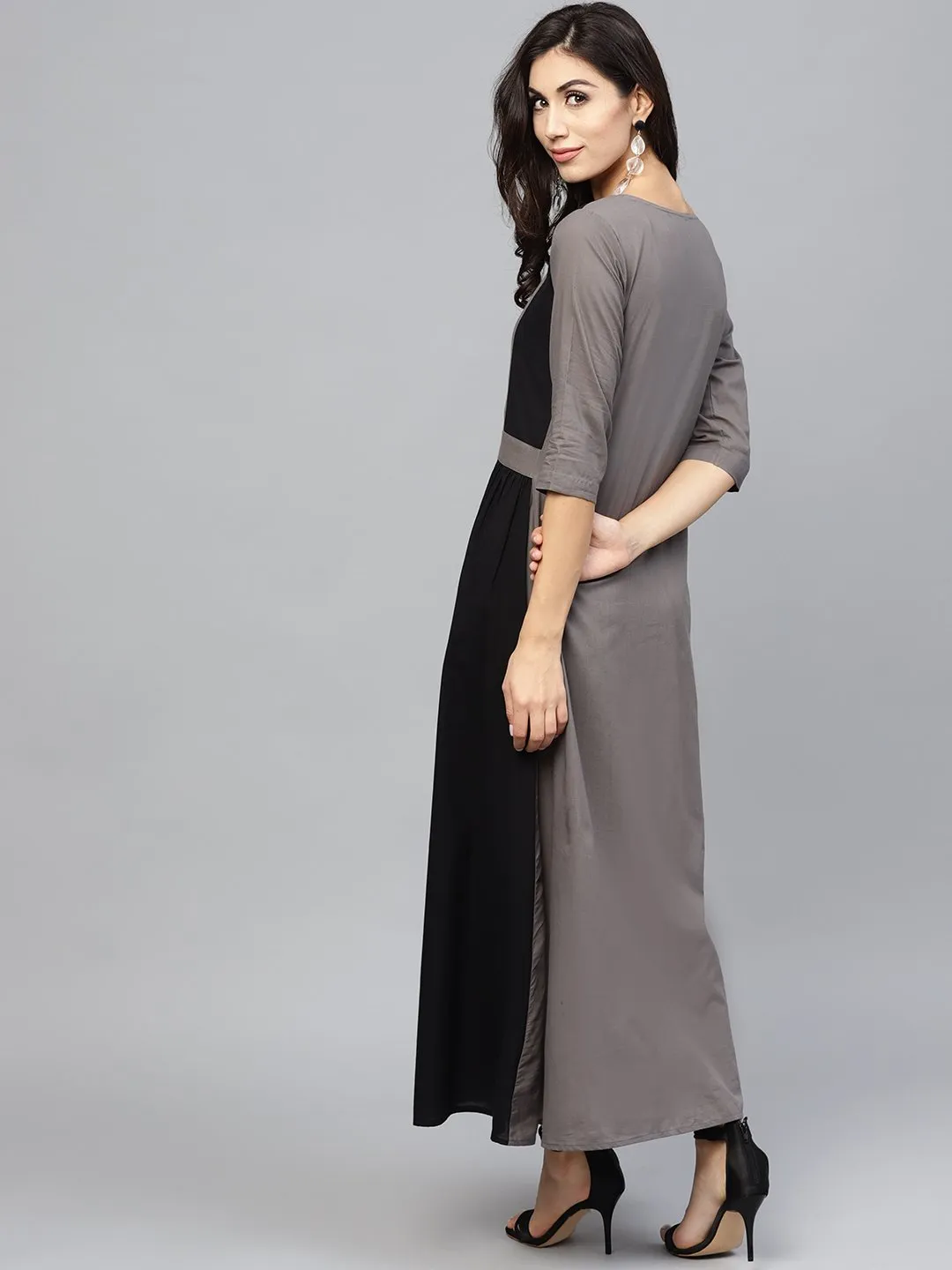 Grey And Color Blocking Dress With Round Neck And 3/4 Sleeves