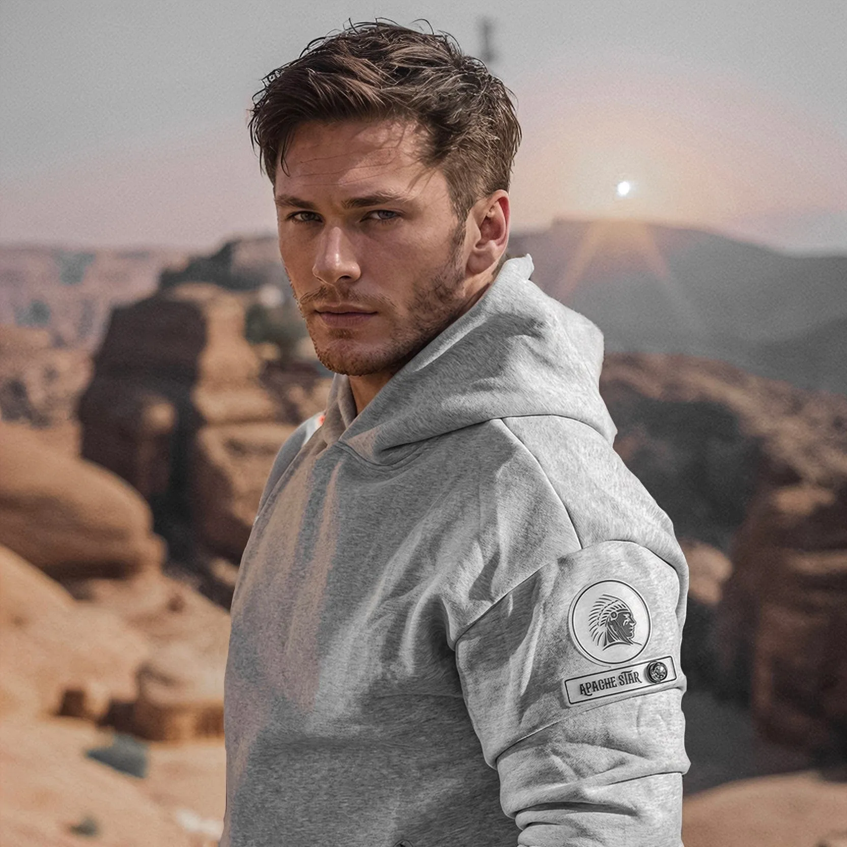 ICONIC HOODIE "DUBAI"