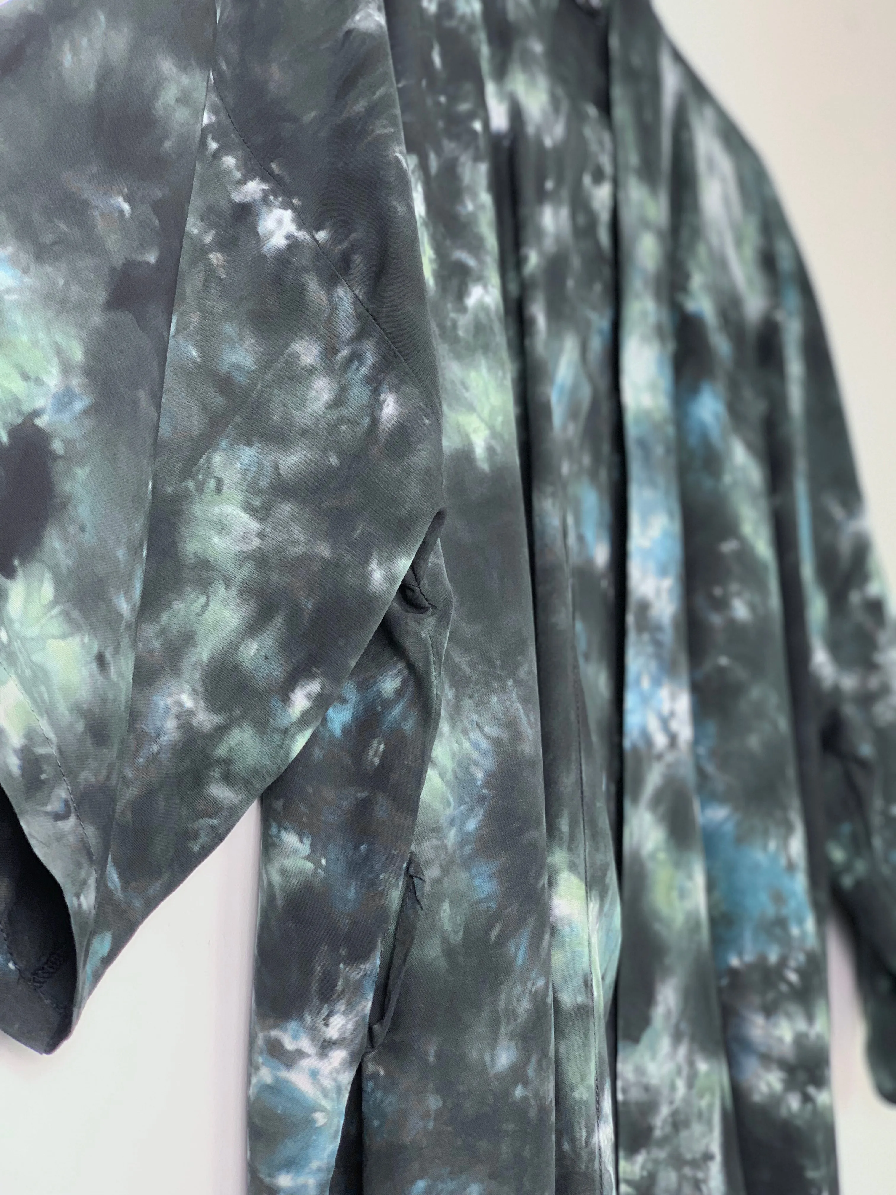 Kimono robe (storm clouds)