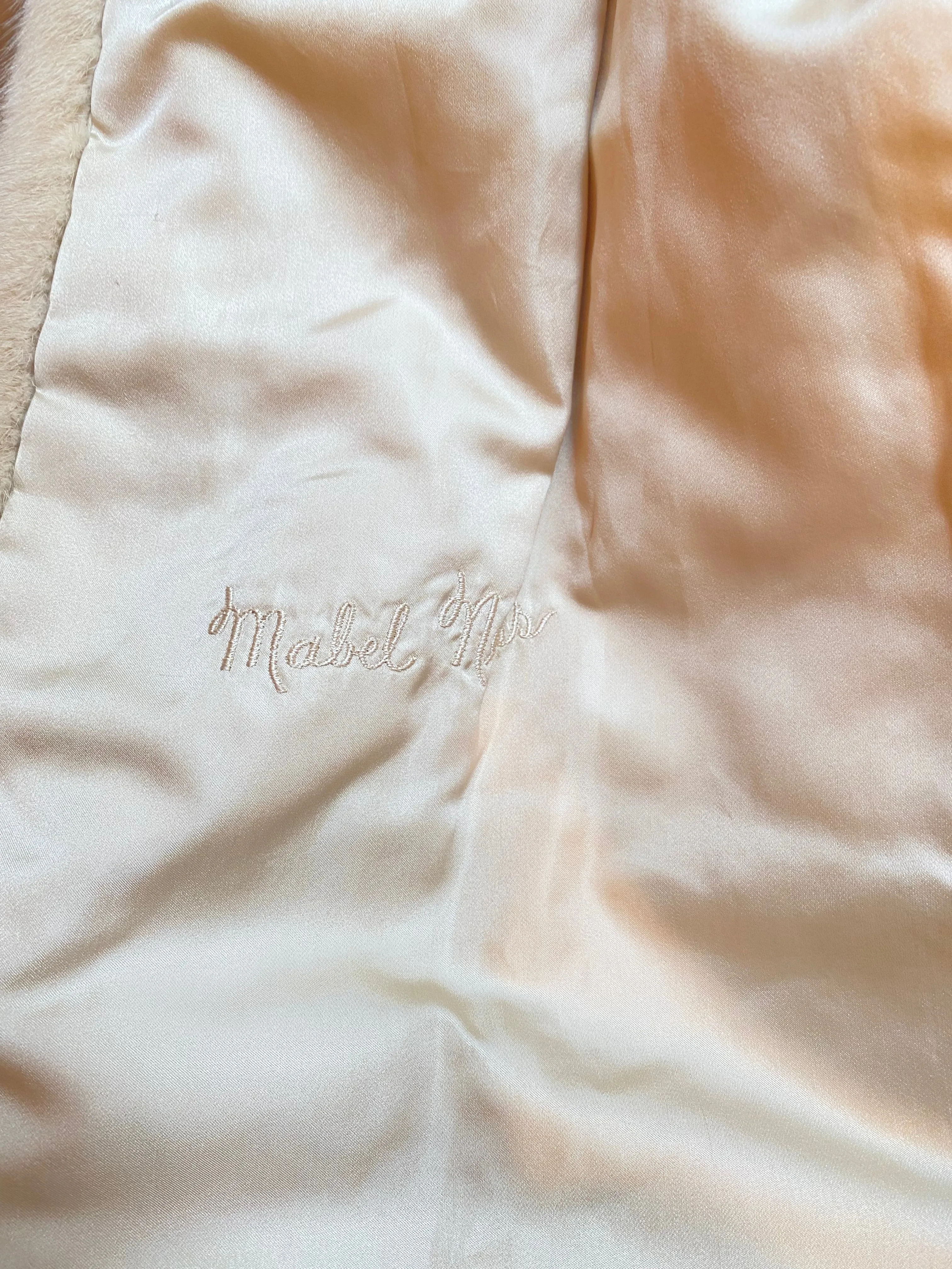Luxurious 1960's Vintage Pearl Mink Coat / Medium