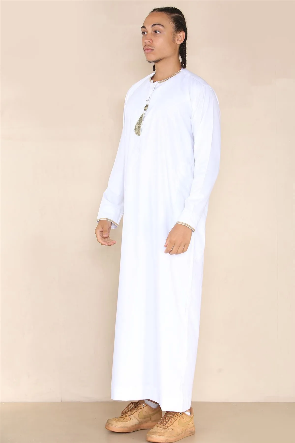 Mens Emirati Omani Thobe Jubba Islamic Clothing Muslim Kaftan Eid Robe Arab String Tassel