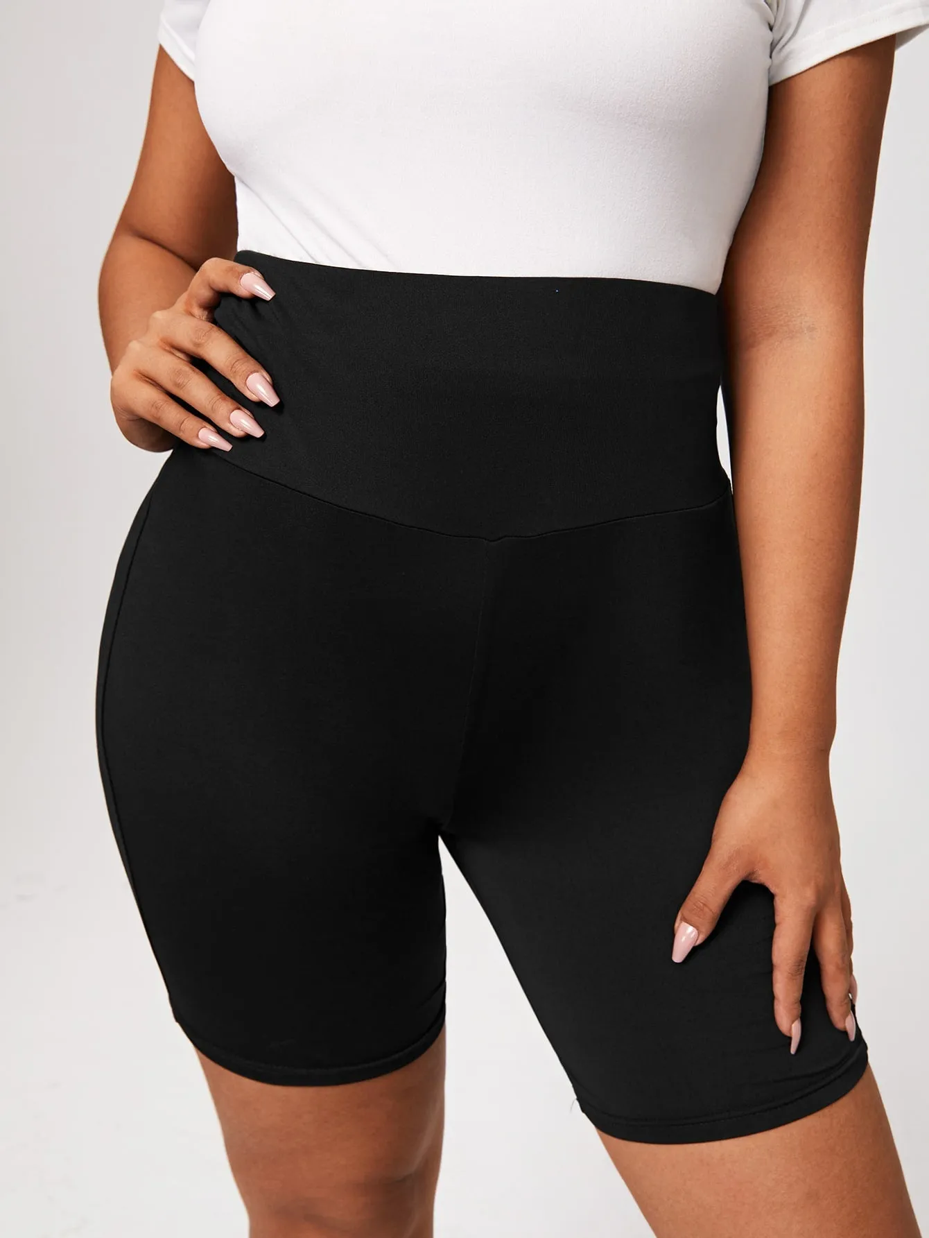 Plain Criss Cross Short Plus Size Leggings