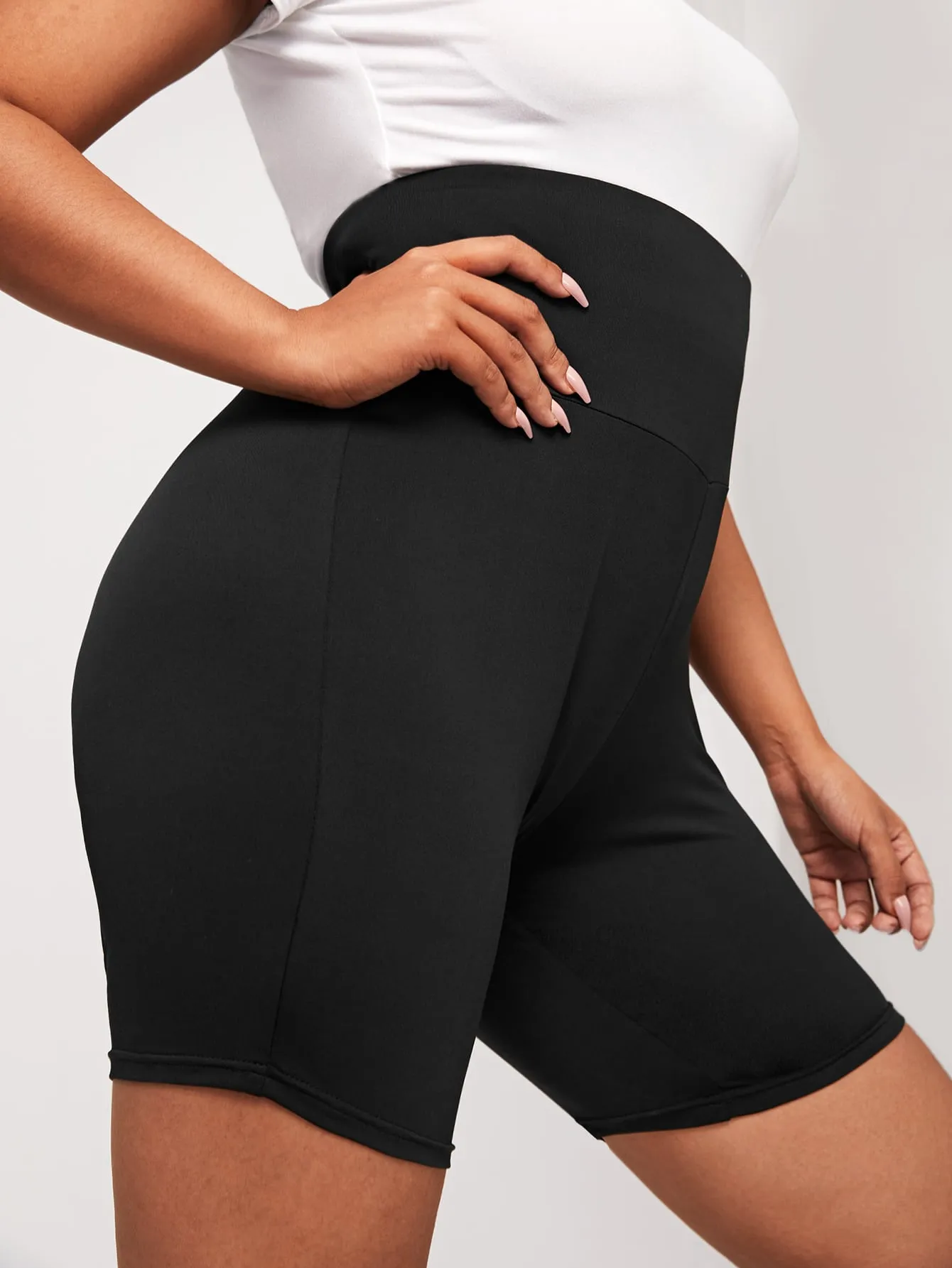 Plain Criss Cross Short Plus Size Leggings