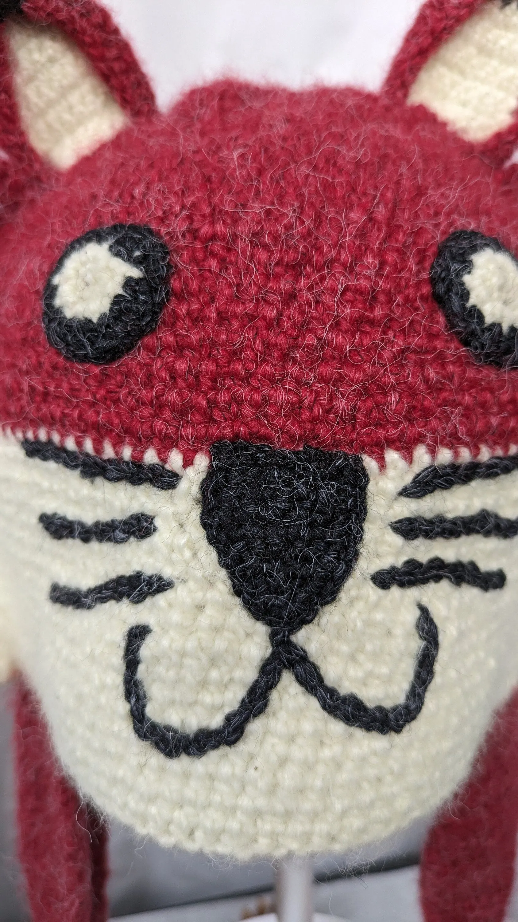 Red Fox knitted winter ski snowboard novelty rare hat adult unisex unique gift
