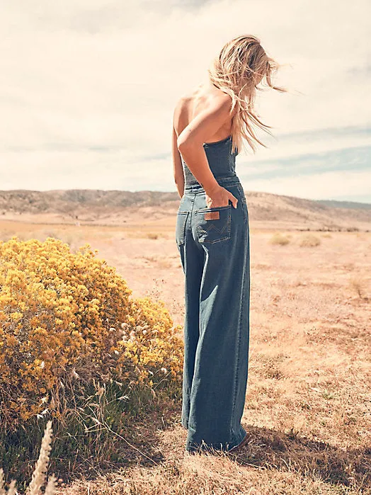 Sale ✨ Wrangler Divine Jumpsuit Women's