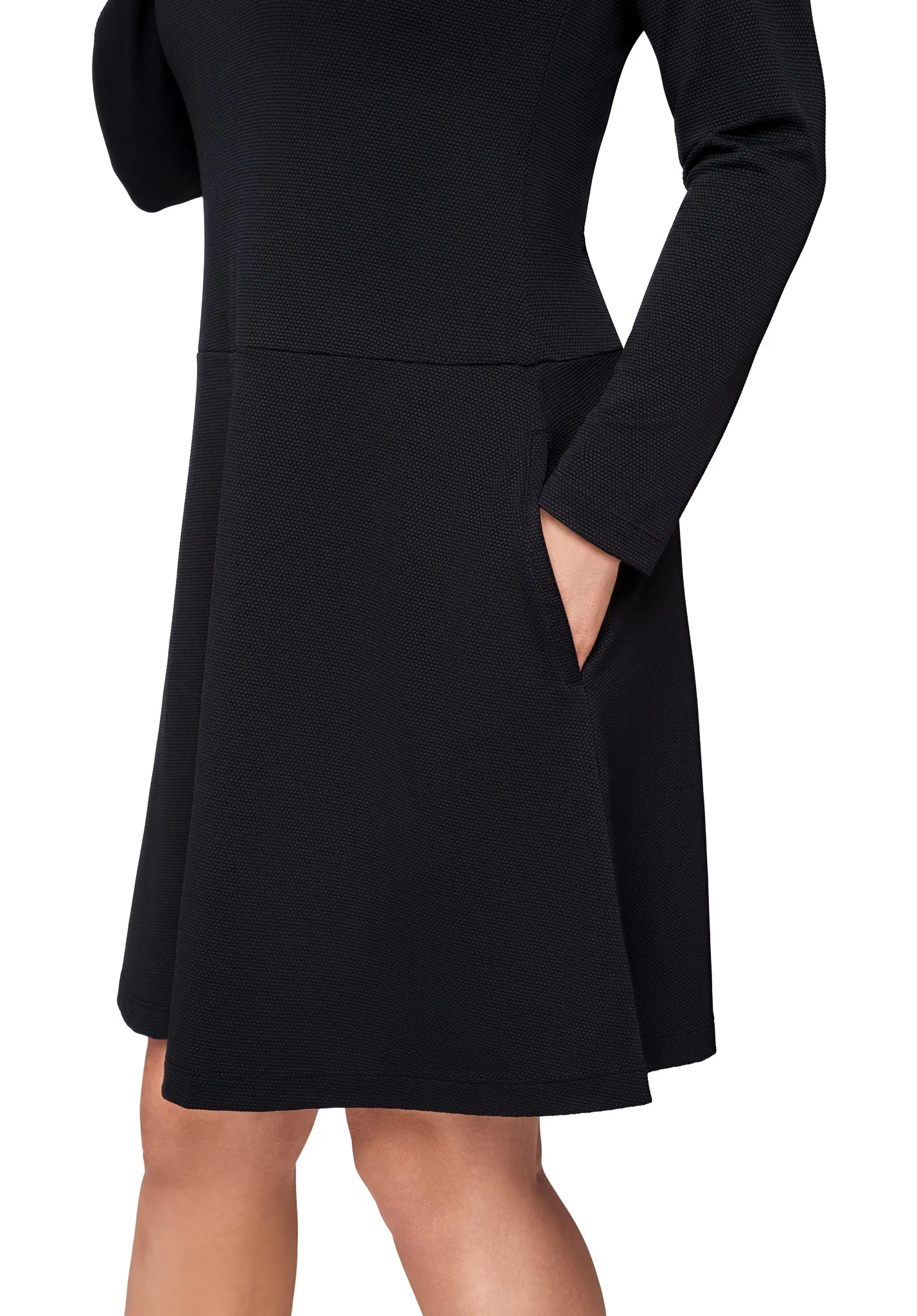 SIGNATURE LONG SLEEVE DRESS - Black